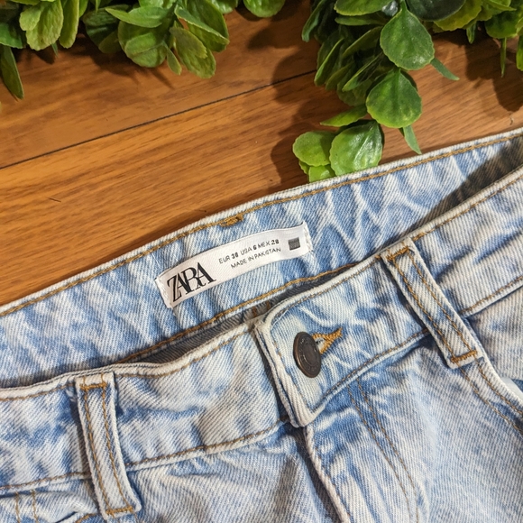 Zara high rise jeans size 6 - Picture 5 of 7